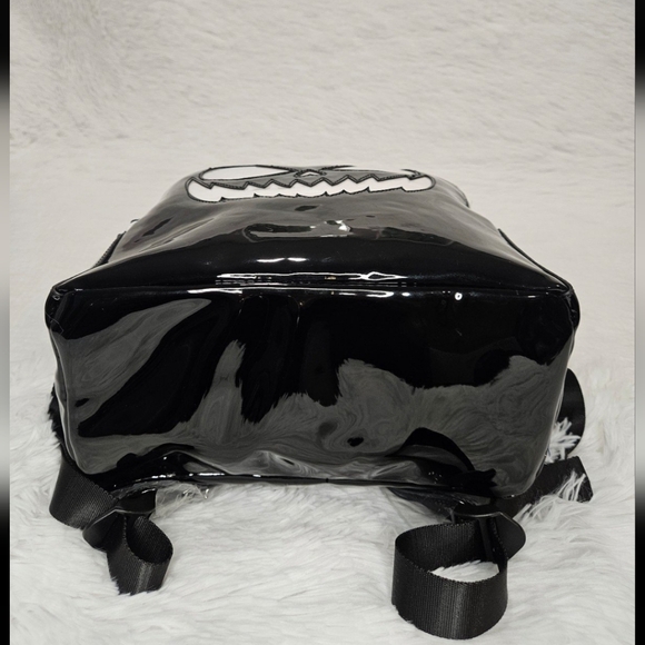 Jack-o-lantern Skeleton Black/White Medium Backpack - Picture 5 of 6